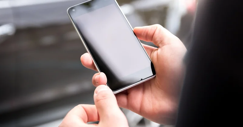 iOS vs Android : deux mondes, deux contraintes